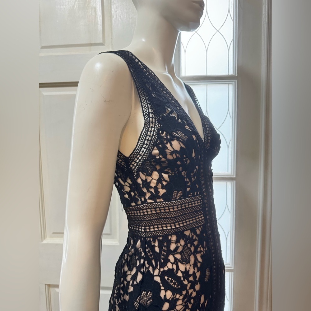 Astr Sexy Black and Cream Lace Mini Dress Size XS - Picture 9 of 15